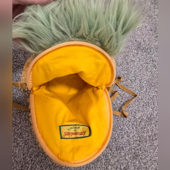 Jellycat Retired Pineapple Zipper Plush Bag With Strap - Picture 10 of 16